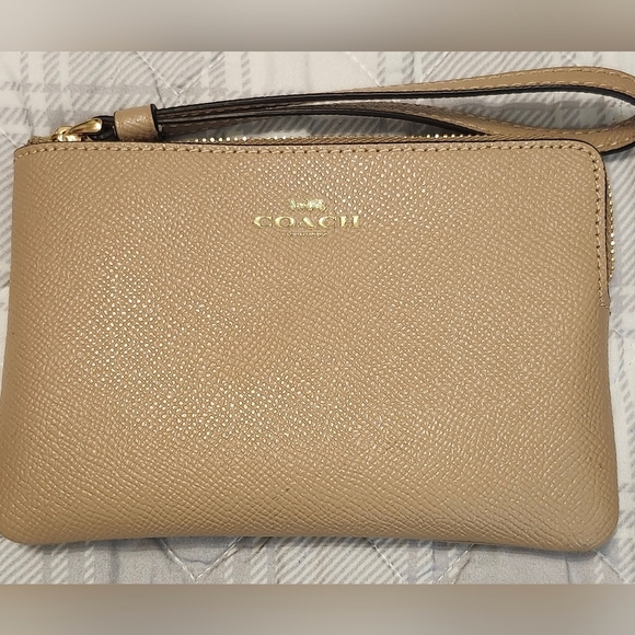 Coach Corner Zip Tan Wristlet with Mystery Bundle - Picture 1 of 3